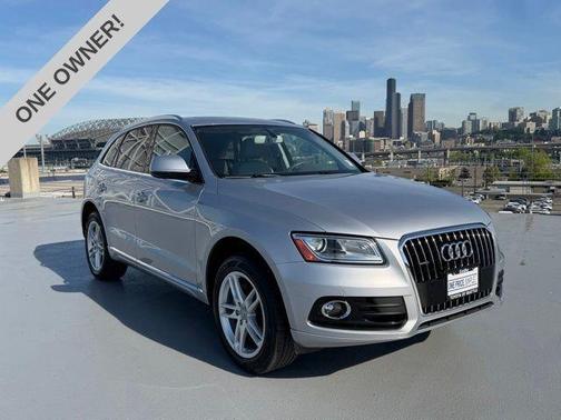 Florett Silver Metallic 2017 Audi Q5 2.0T Premium Plus