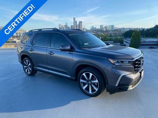 Modern Steel Metallic 2023 Honda Pilot Elite