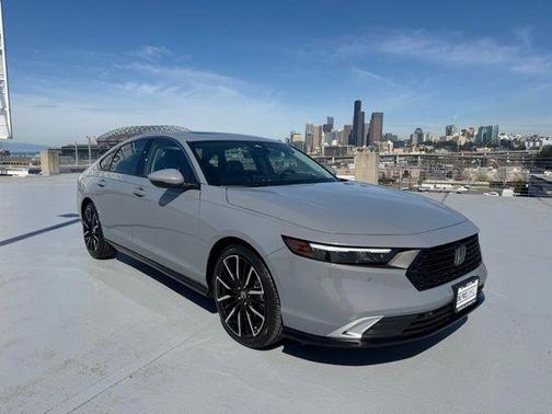 2025 Honda Accord Hybrid Touring