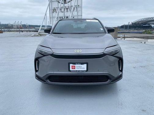 Metal 2025 Toyota bZ4X XLE