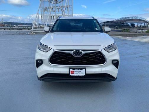 Blizzard Pearl 2020 Toyota Highlander Limited