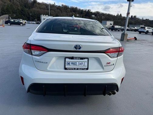 2023 Toyota Corolla Hybrid SE