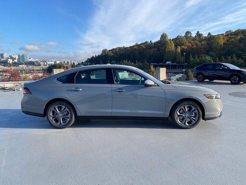 Urban Gray Pearl 2026 Honda Accord Hybrid EX-L