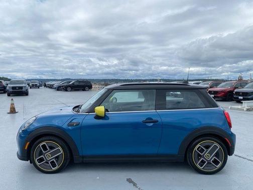 2023 MINI SE Hardtop BASE
