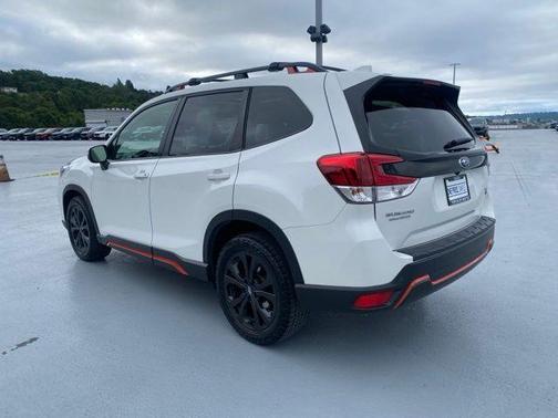 Crystal White Pearl 2019 Subaru Forester Sport