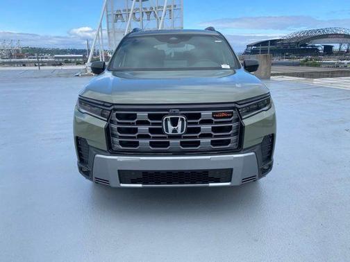 Ash Green 2026 Honda Pilot TrailSport