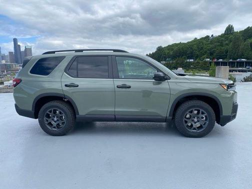 Ash Green 2026 Honda Pilot TrailSport