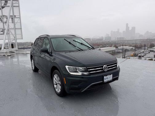 Dark Moss Green Metallic 2019 Volkswagen Tiguan 2.0T S