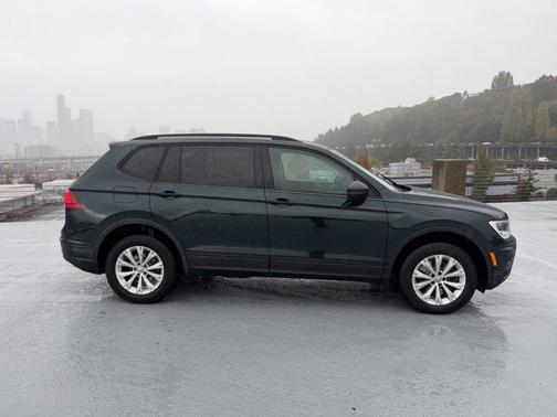 Dark Moss Green Metallic 2019 Volkswagen Tiguan 2.0T S