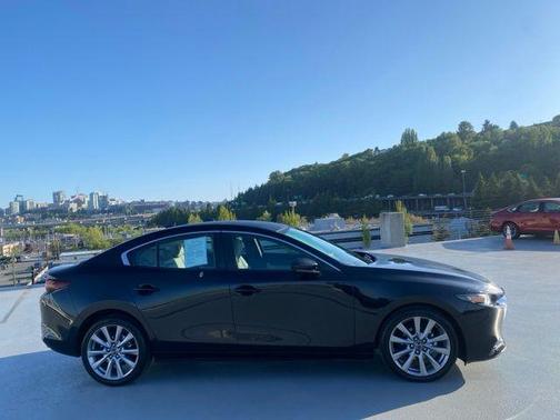 2019 Mazda Mazda3 FWD w/Preferred Package