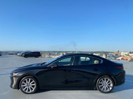 2019 Mazda Mazda3 FWD w/Preferred Package