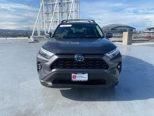 2024 Toyota RAV4 Hybrid XLE Premium