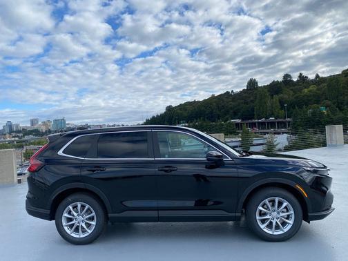 Crystal Black Pearl 2026 Honda CR-V EX