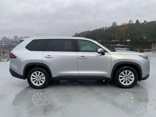 2025 Toyota Grand Highlander Hybrid XLE