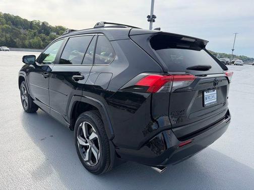Midnight Black Metallic 2022 Toyota RAV4 Prime SE