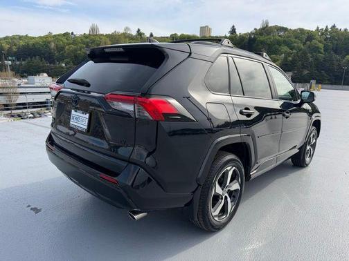 Midnight Black Metallic 2022 Toyota RAV4 Prime SE