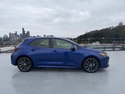 2023 Toyota Corolla Hatchback XSE