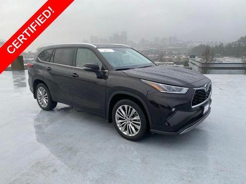 2022 Toyota Highlander Platinum