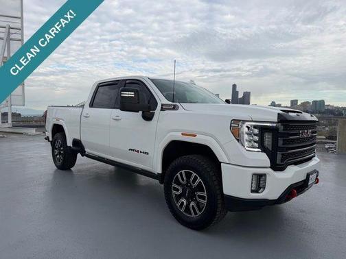 Summit White 2023 GMC Sierra 2500 AT4