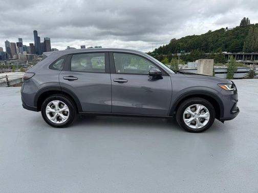 Modern Steel Metallic 2023 Honda HR-V LX