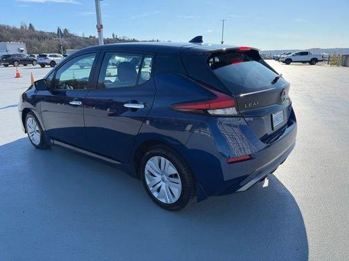2023 Nissan Leaf S