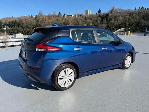 2023 Nissan Leaf S