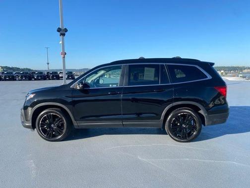 Crystal Black Pearl 2022 Honda Pilot Special Edition