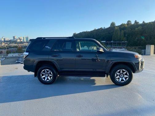 2024 Toyota 4Runner TRD Off Road Premium