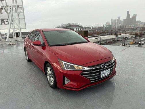 Scarlet Red Pearl 2020 Hyundai ELANTRA SEL