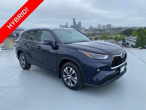 2021 Toyota Highlander Hybrid XLE