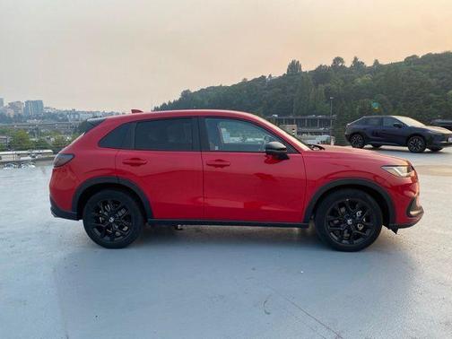 Milano Red 2024 Honda HR-V Sport