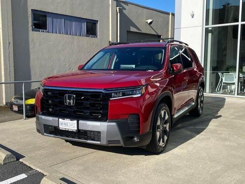 Radiant Red Metallic II 2026 Honda Pilot Elite