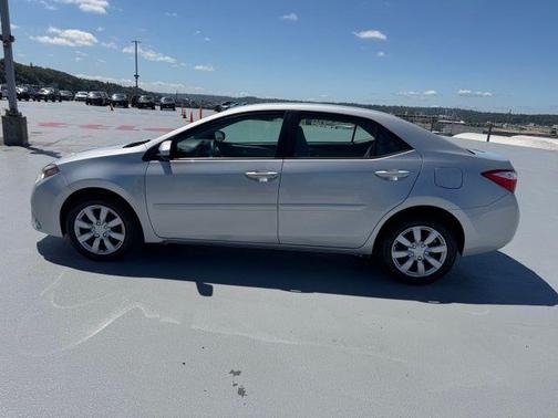 Classic Silver Metallic 2014 Toyota Corolla LE
