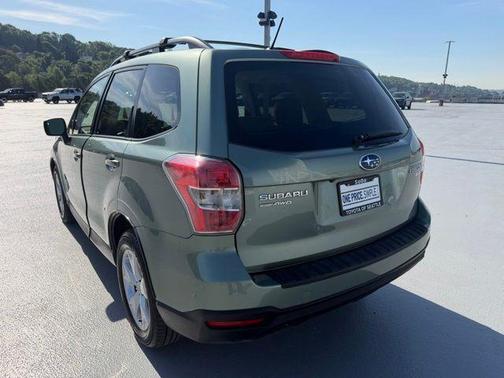 Jasmine Green Metallic 2015 Subaru Forester 2.5i Premium