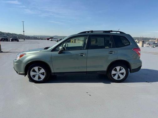 Jasmine Green Metallic 2015 Subaru Forester 2.5i Premium