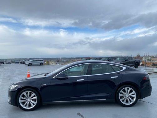2013 Tesla Model S Performance