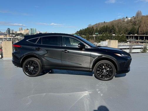 2023 Toyota Venza Nightshade