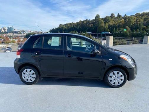 2011 Toyota Yaris Base