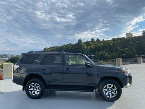 2024 Toyota 4Runner TRD Off Road