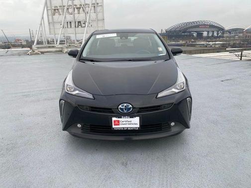 2022 Toyota Prius LE