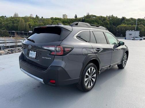Magnetite Gray Metallic 2025 Subaru Outback Limited