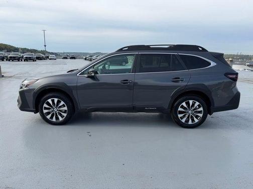 Magnetite Gray Metallic 2025 Subaru Outback Limited