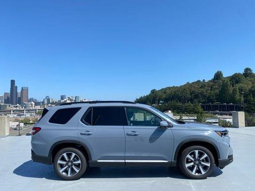 2025 Honda Pilot Elite