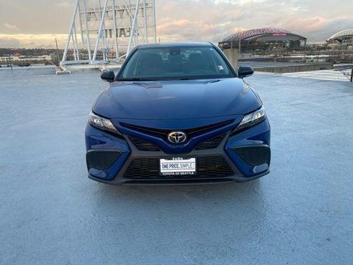 2024 Toyota Camry SE Nightshade