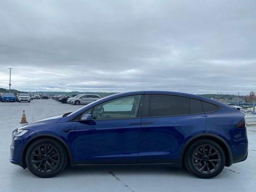 2023 Tesla Model X Standard Range