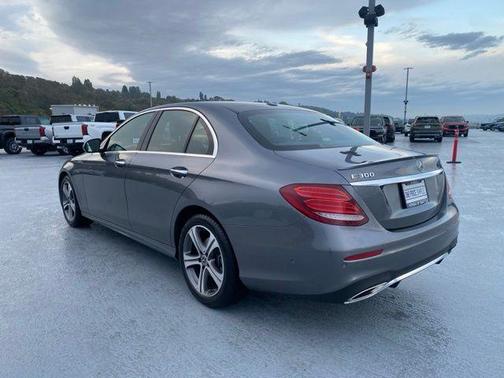 2019 Mercedes-Benz E-Class E 300