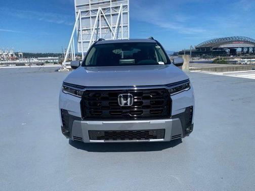 Sonic Gray Pearl 2026 Honda Pilot Touring