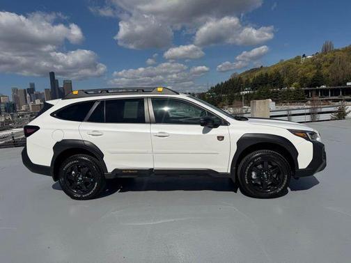 Crystal White Pearl 2025 Subaru Outback Wilderness
