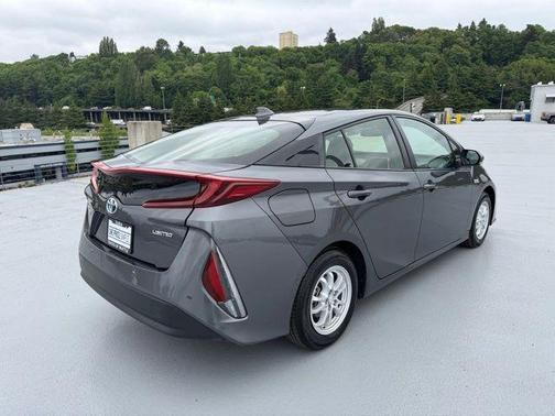 Magnetic Gray Metallic 2021 Toyota Prius Prime Limited