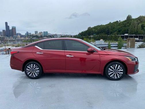 Scarlet Ember 2023 Nissan Altima 2.5 SV